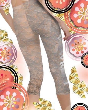 Amadeo as Mermaid (II) Low-Rise Capri Leggings - 4 - Natural - WOWKIREI.COM